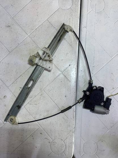 Motor Eleva Vidrio Mazda3 Trasero