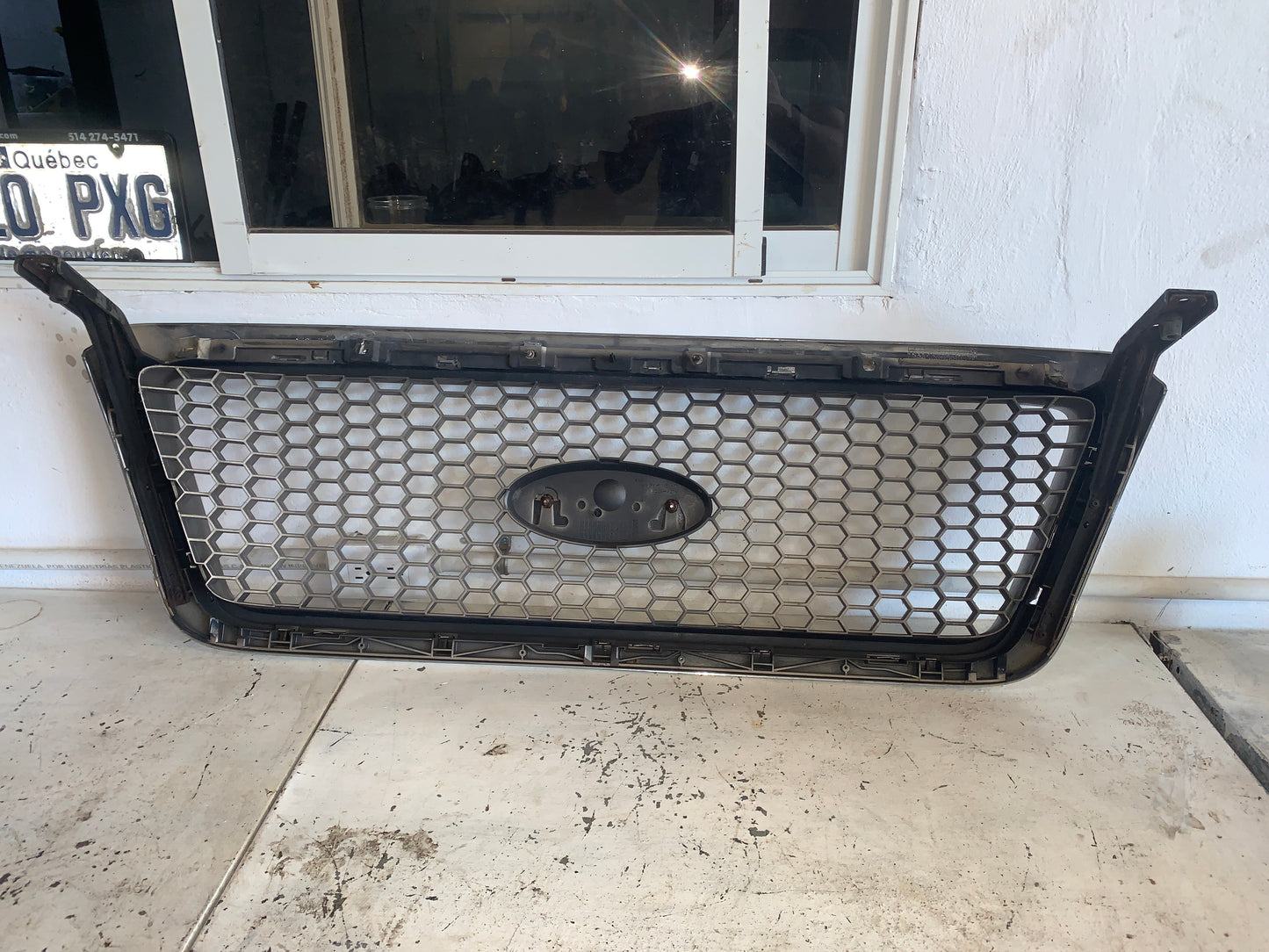 Parrilla Delantera Frontal Ford FX4 2005 2008