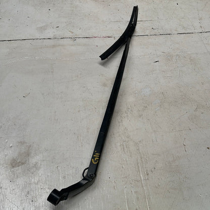 Brazo Limpia Parabrisa Toyota Corolla Gli Delantero 2009 2014