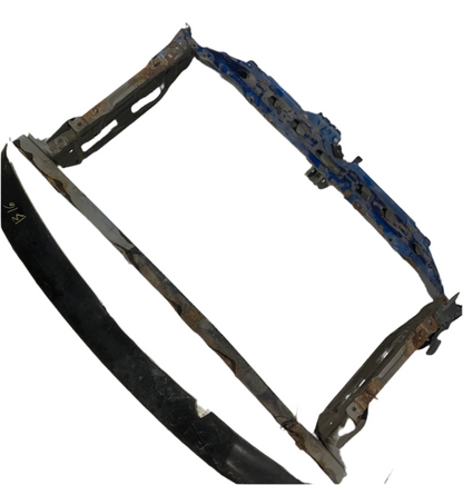 Cara Vaca Marco Radiador Toyota Yaris 2006 2010