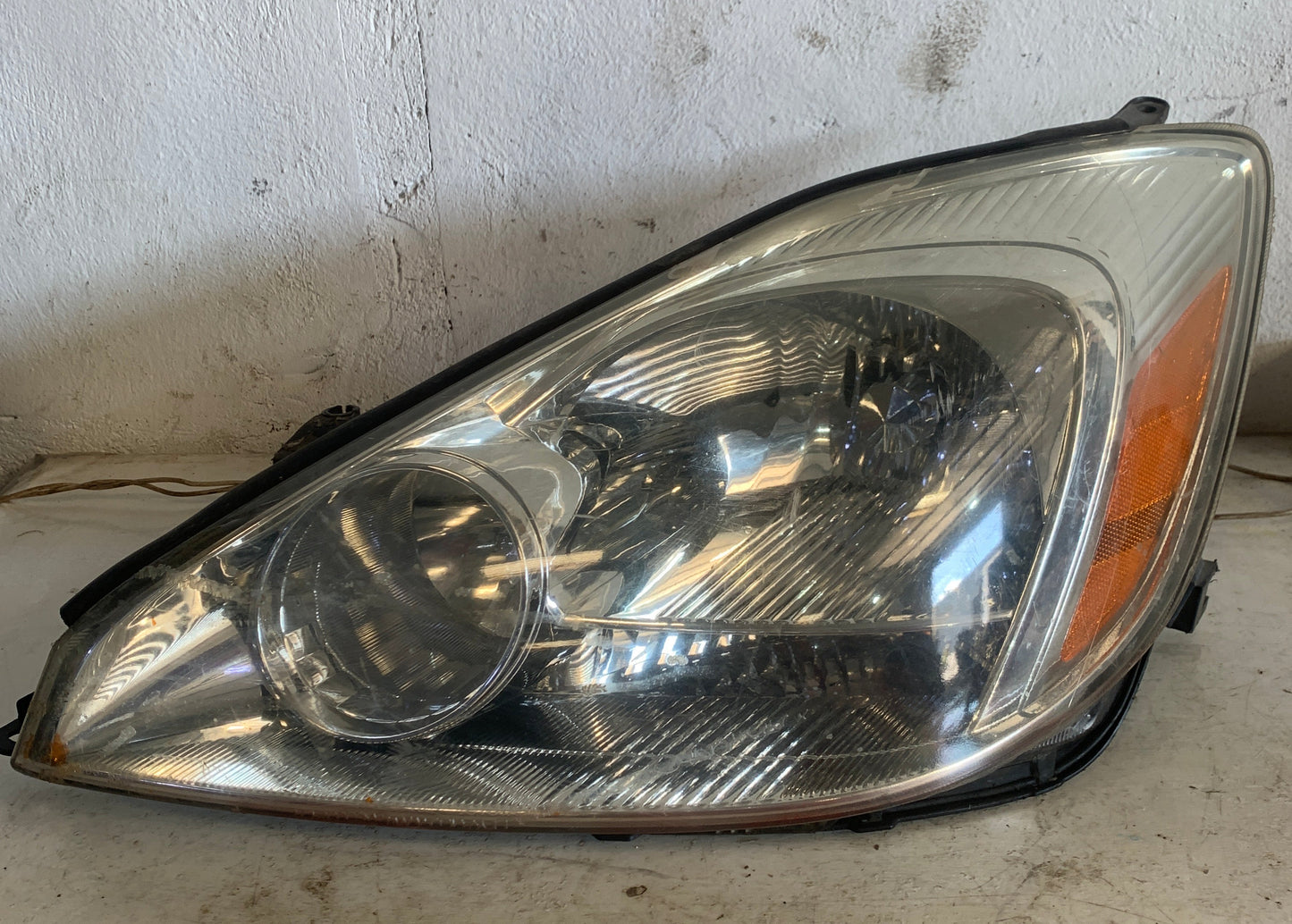 Faro Delantero Toyota Sienna 2004 2005