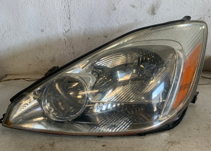 Faro Delantero Toyota Sienna 2004 2005
