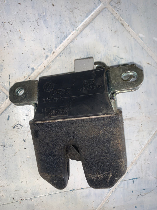 Cerradura Maleta Volkswagen Bora Jetta 2.0