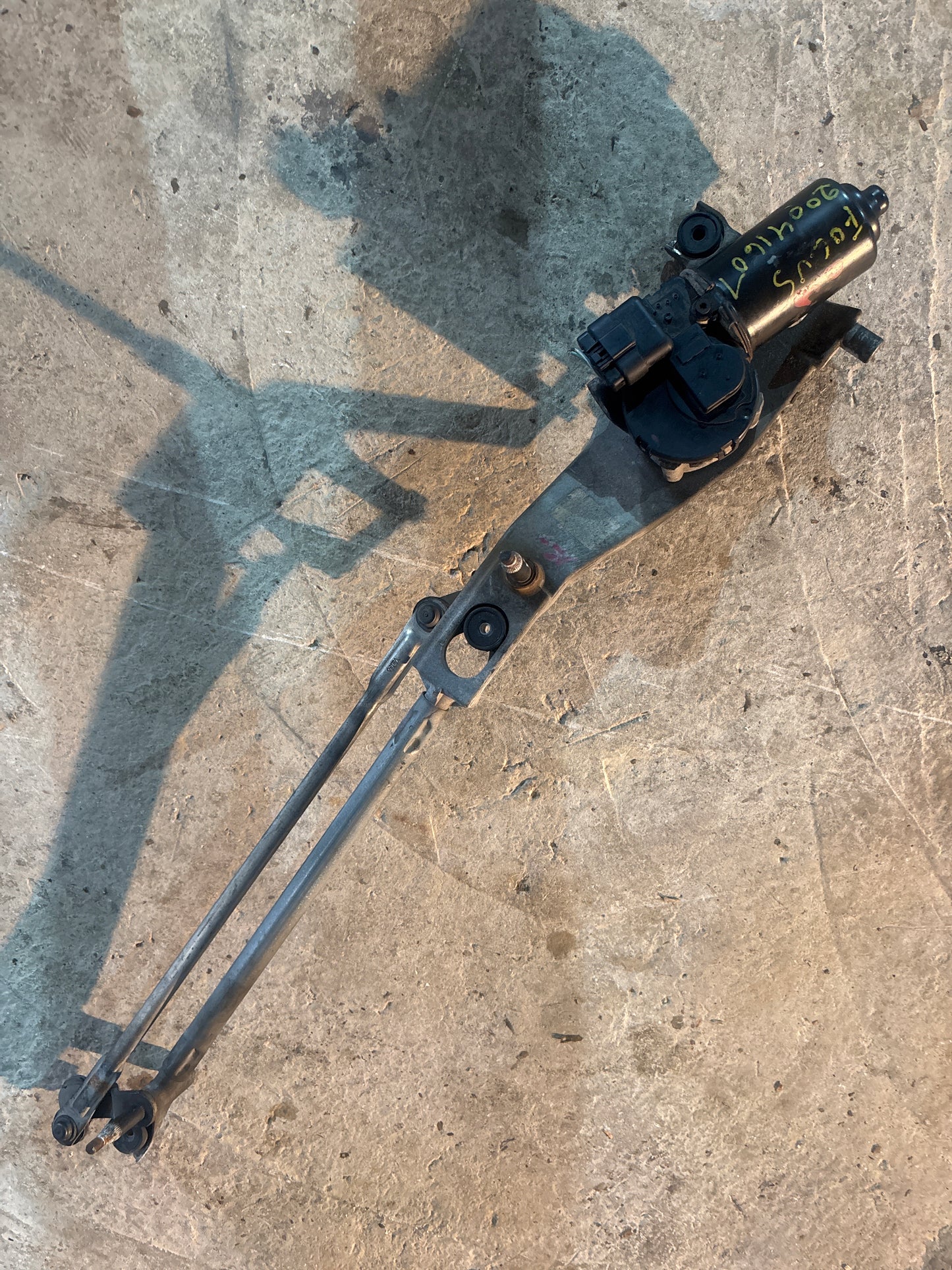 Motor Brazo Limpia Parabrisa Ford Focus 2005 2012 Delantero