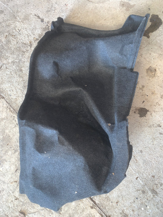 Alfombra Maleta Toyota Yaris Belta