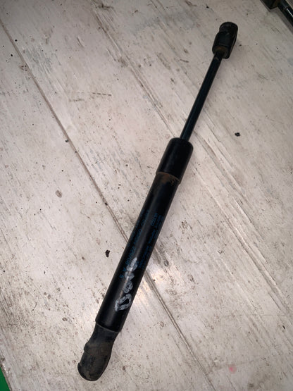 Gato Amortiguador Maleta Volkswagen Bora