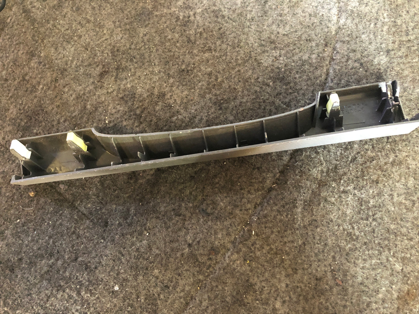 Moldura Lateral Tablero Central Toyota Camry 2003 2005