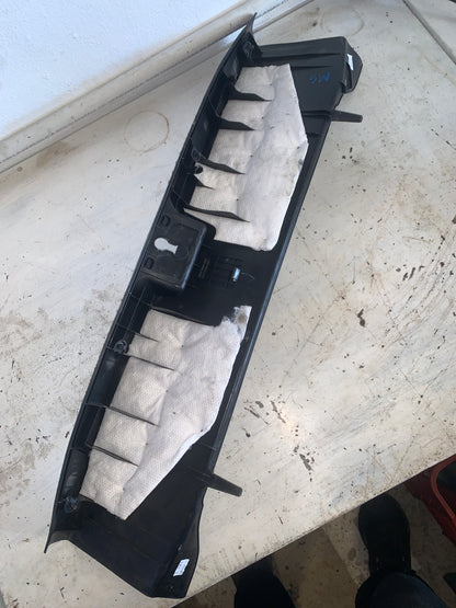 Embellecedor Inferior Maleta Mazda6 2004 2008