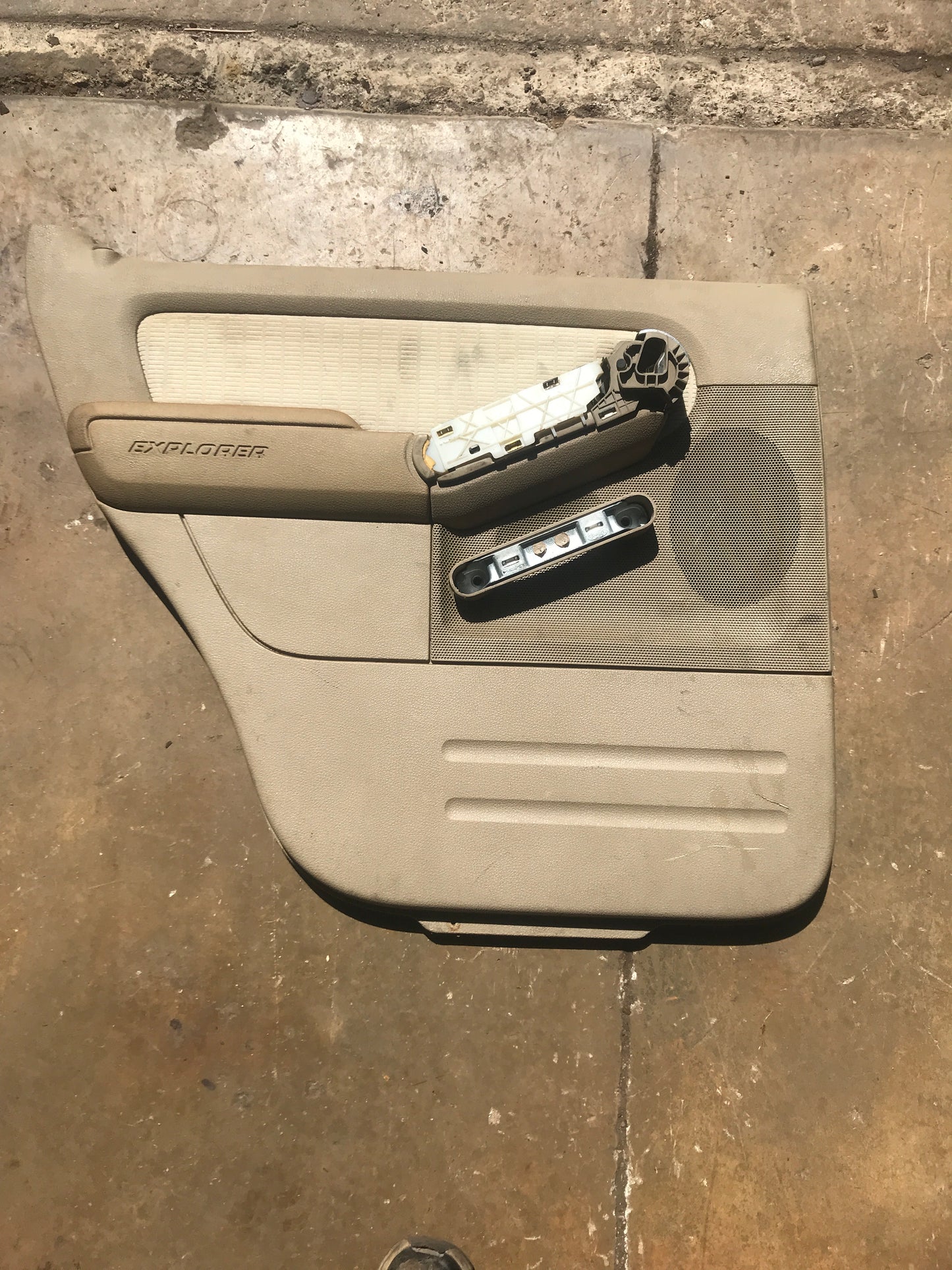 Tapa Puerta Explorer Eddie Bauer