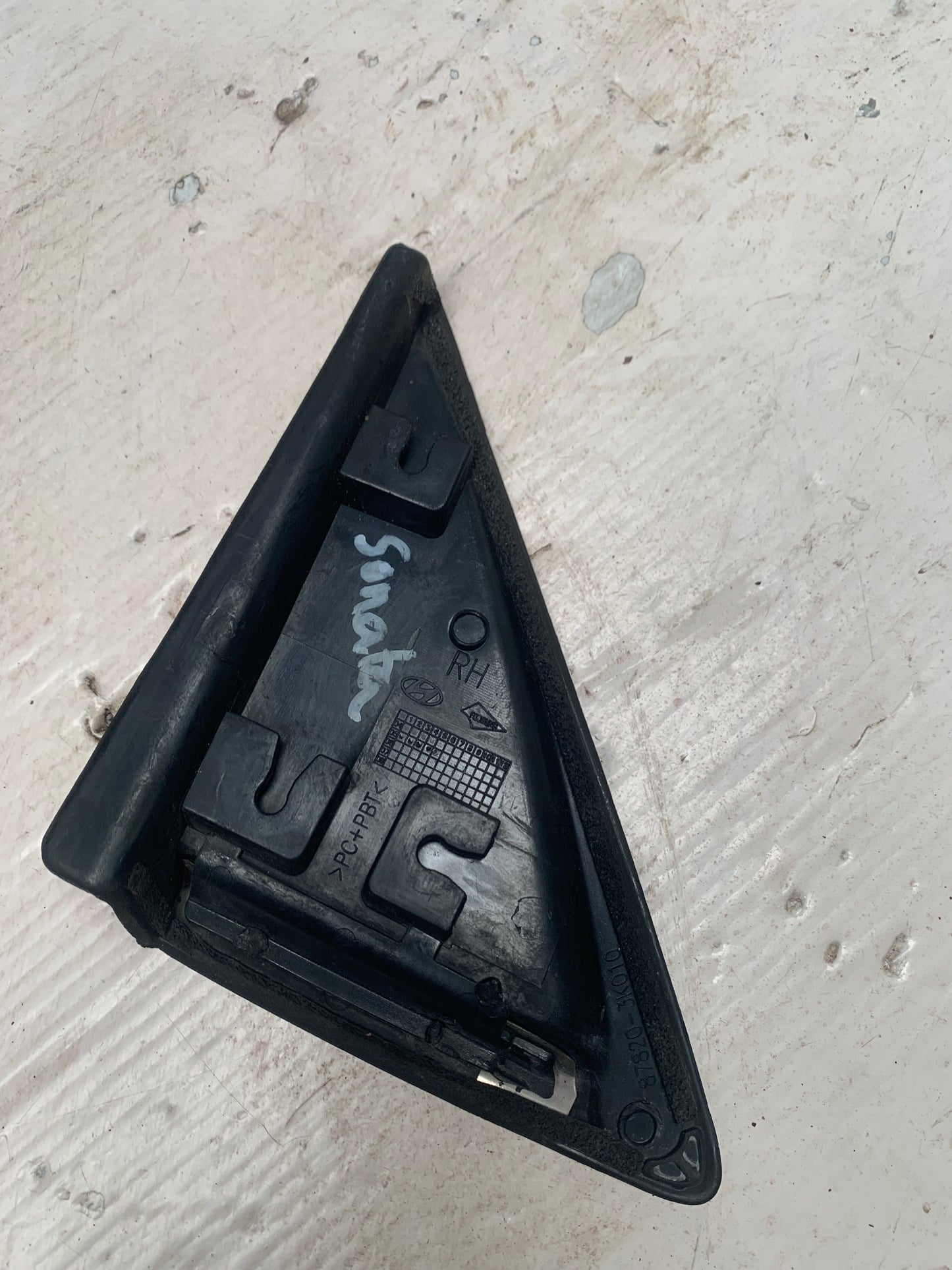 Tapa Triangulo Trasera Hyundai Sonata 2006 2008 3.3