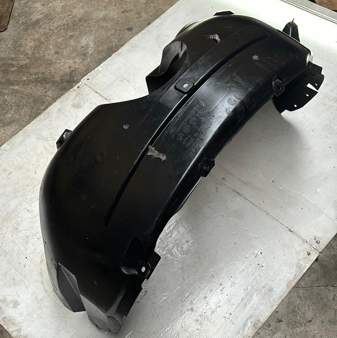 Guarda Polvo Guardabarro Ford Explorer