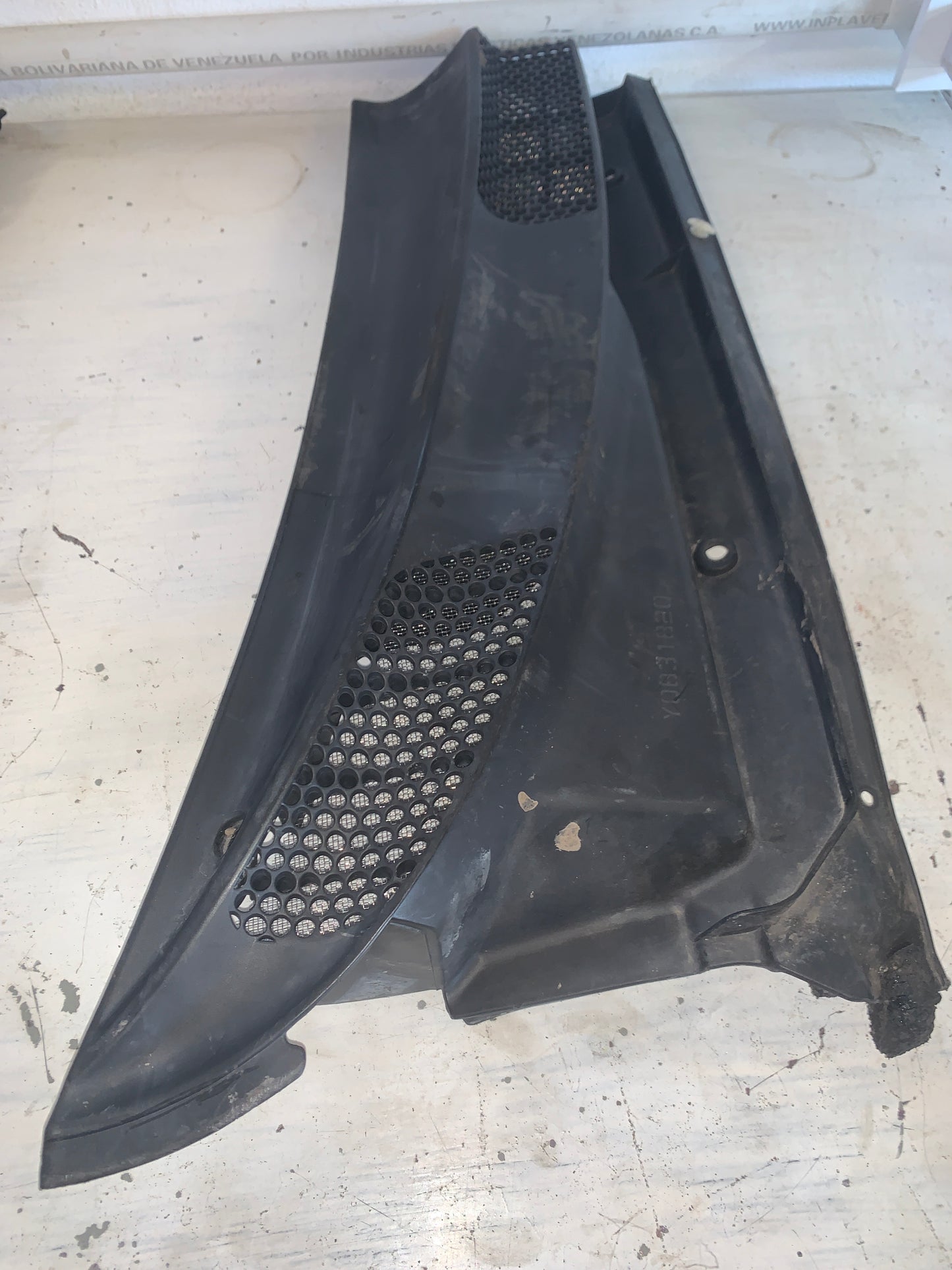 Rejilla Torpedo Toyota Yaris 2000 2005