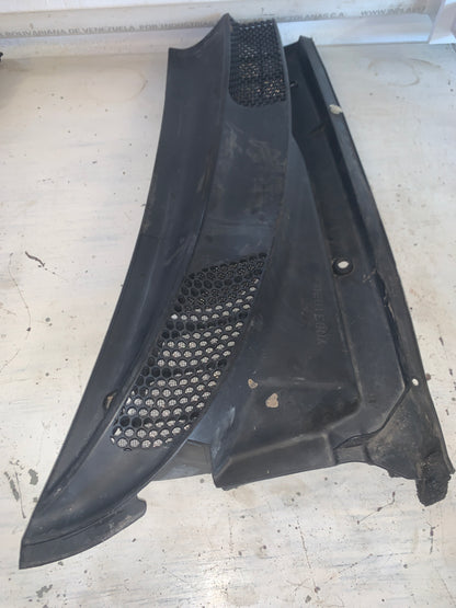 Rejilla Torpedo Toyota Yaris 2000 2005