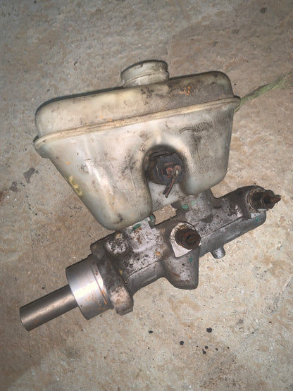 Bomba De Freno Jeep Grand Cherokee Comander