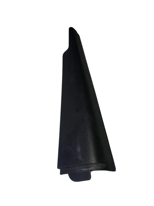 Moldura Tapa Interna Puerta Trasera Nissan Xtrail 2002 2007