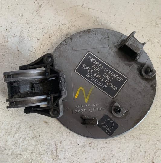Contratapa Gasolina Nissan 350Z