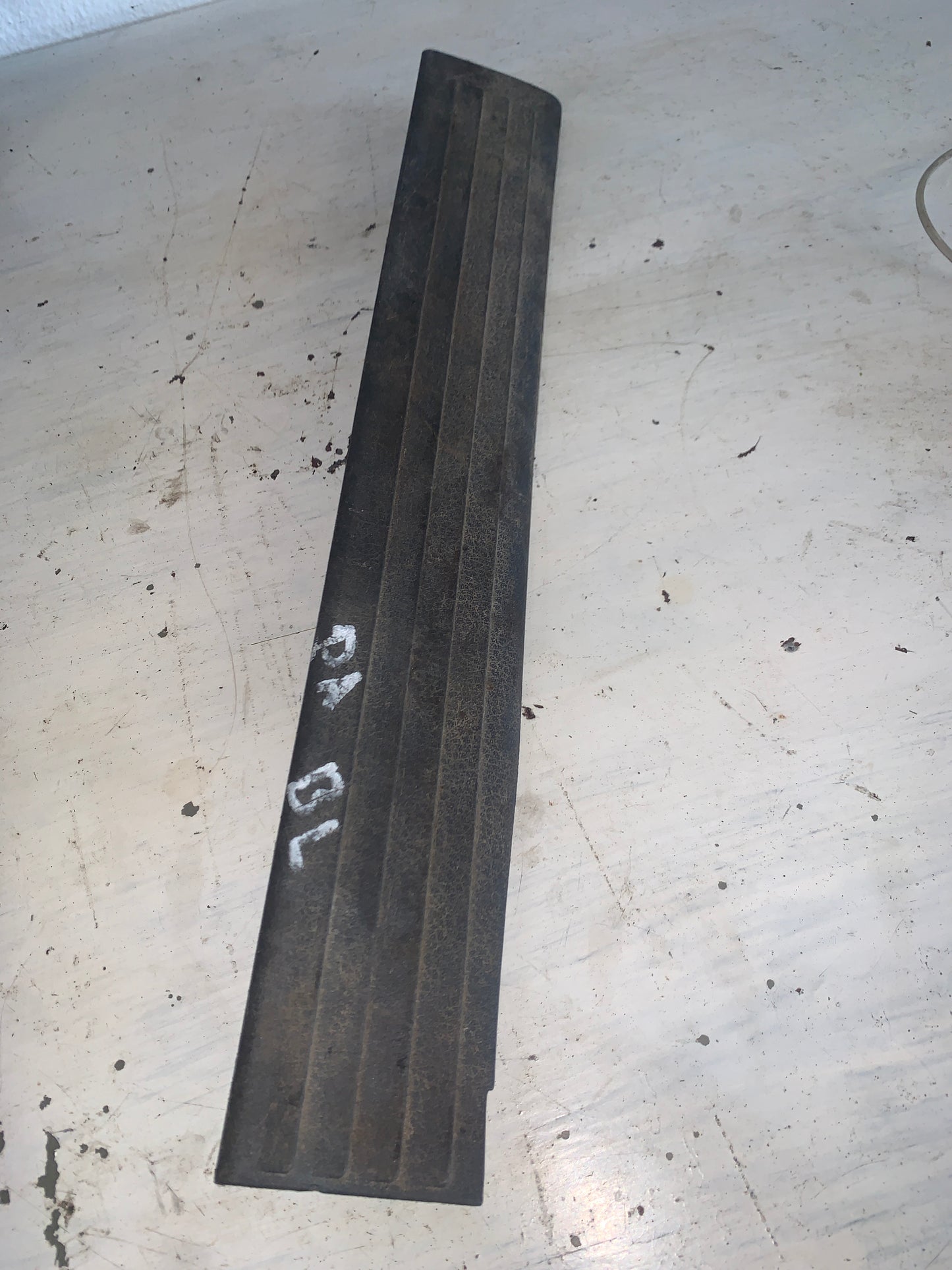 Pisa Pie Trasero Dodge Dakota 2004 2007