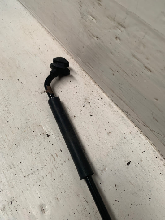 Varilla Capot Kia Sportage