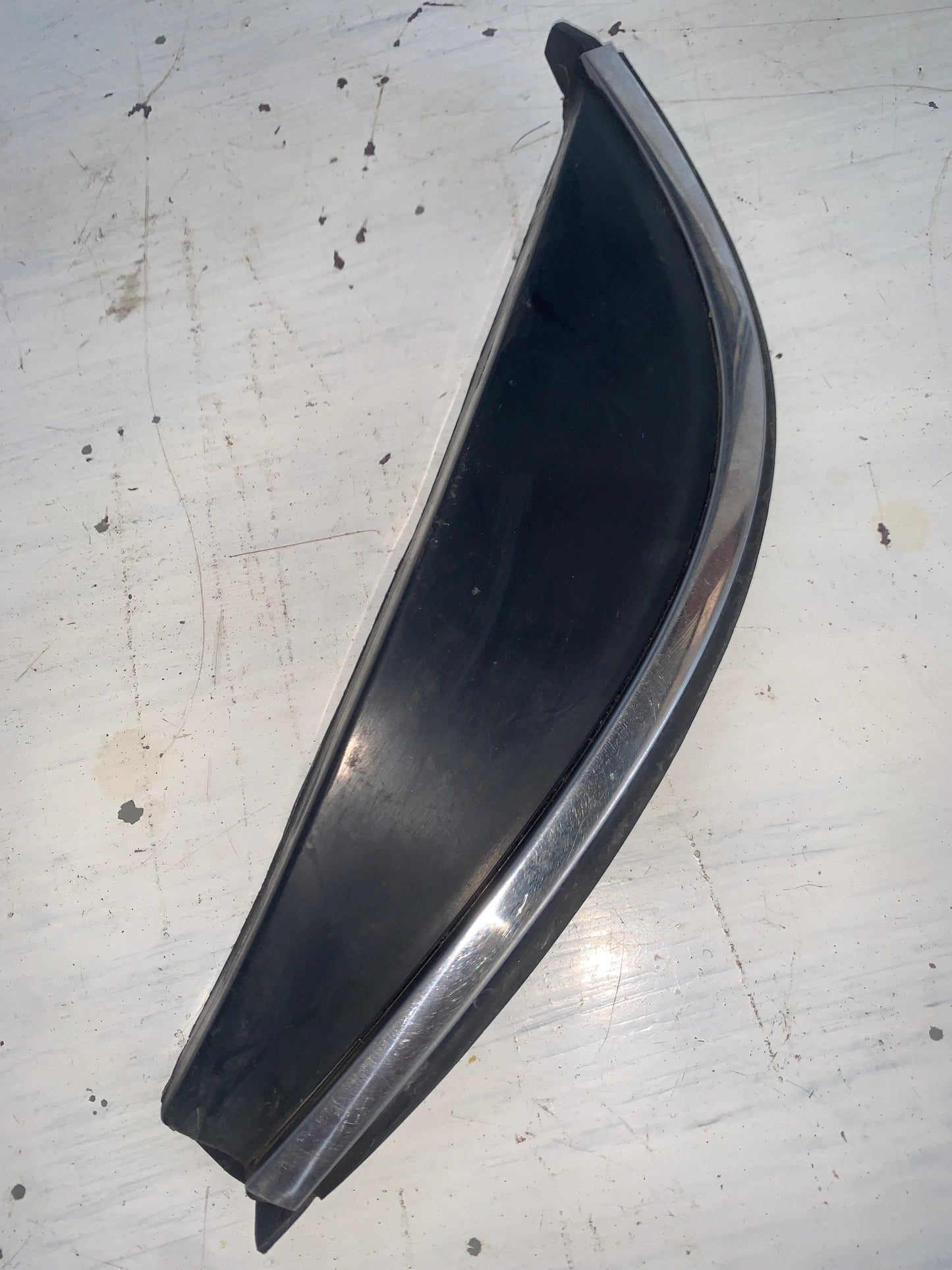Triangulo Tapa Trasera Nissan Altima 2002 2006