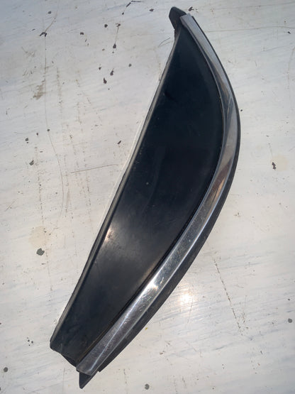 Triangulo Tapa Trasera Nissan Altima 2002 2006