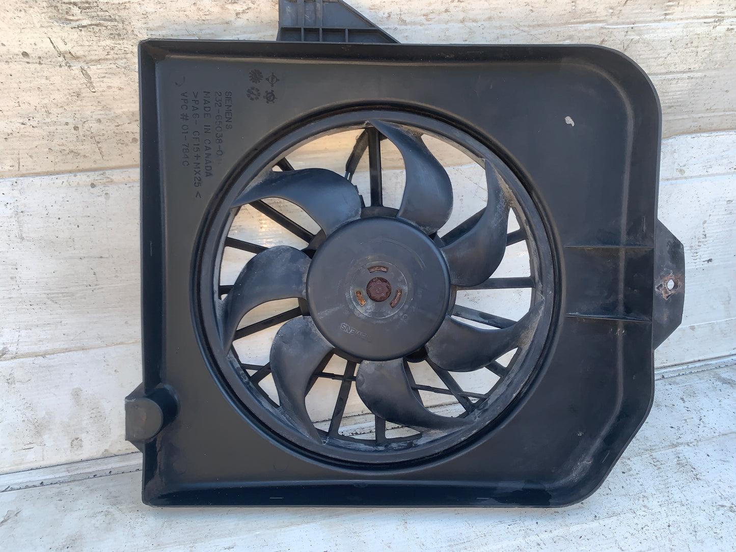 Electroventilador Dodge Grand Caravan Town & Country 2001 2004