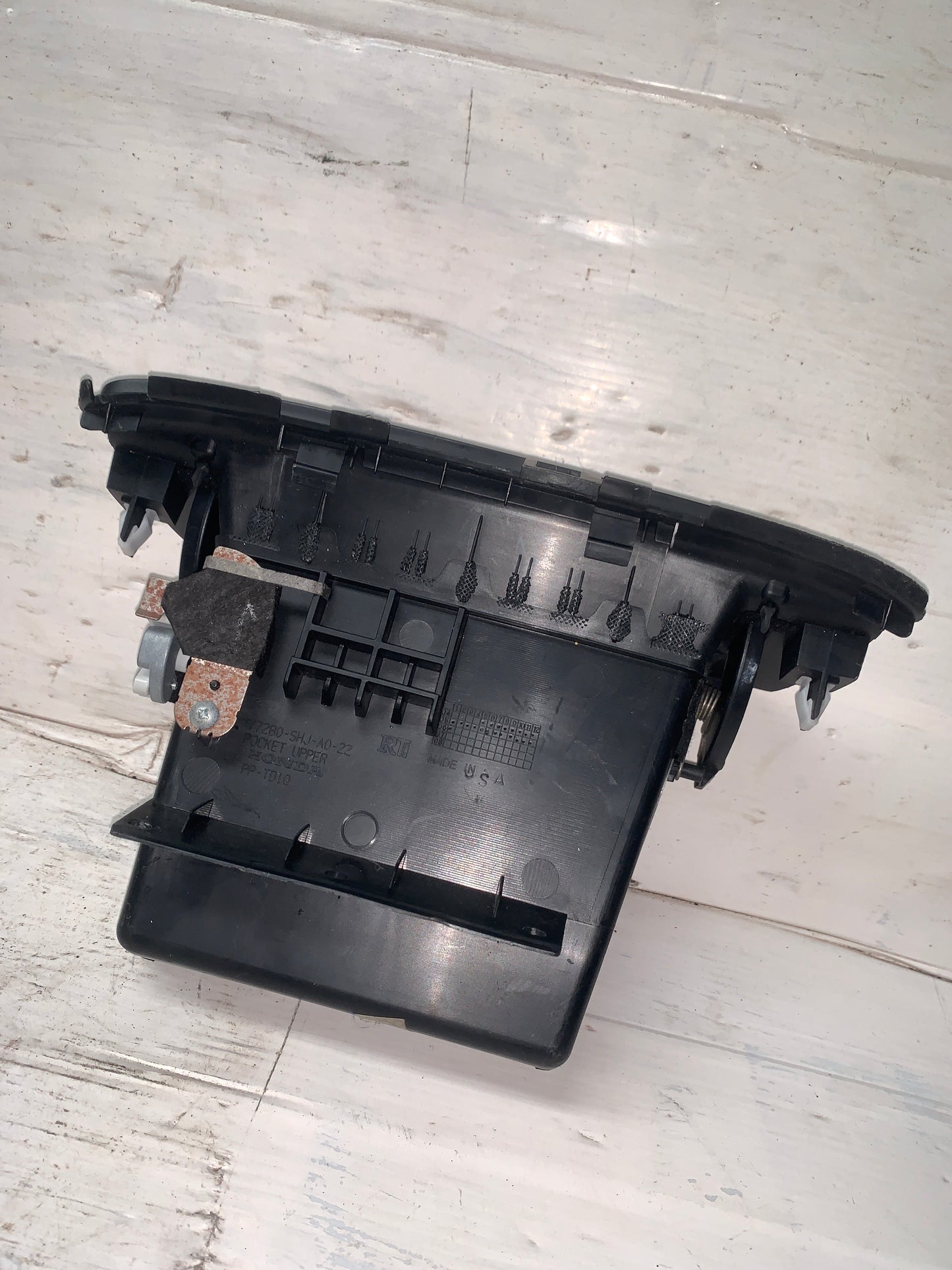 Guantera Superior Frontal Honda Odyssey 2007