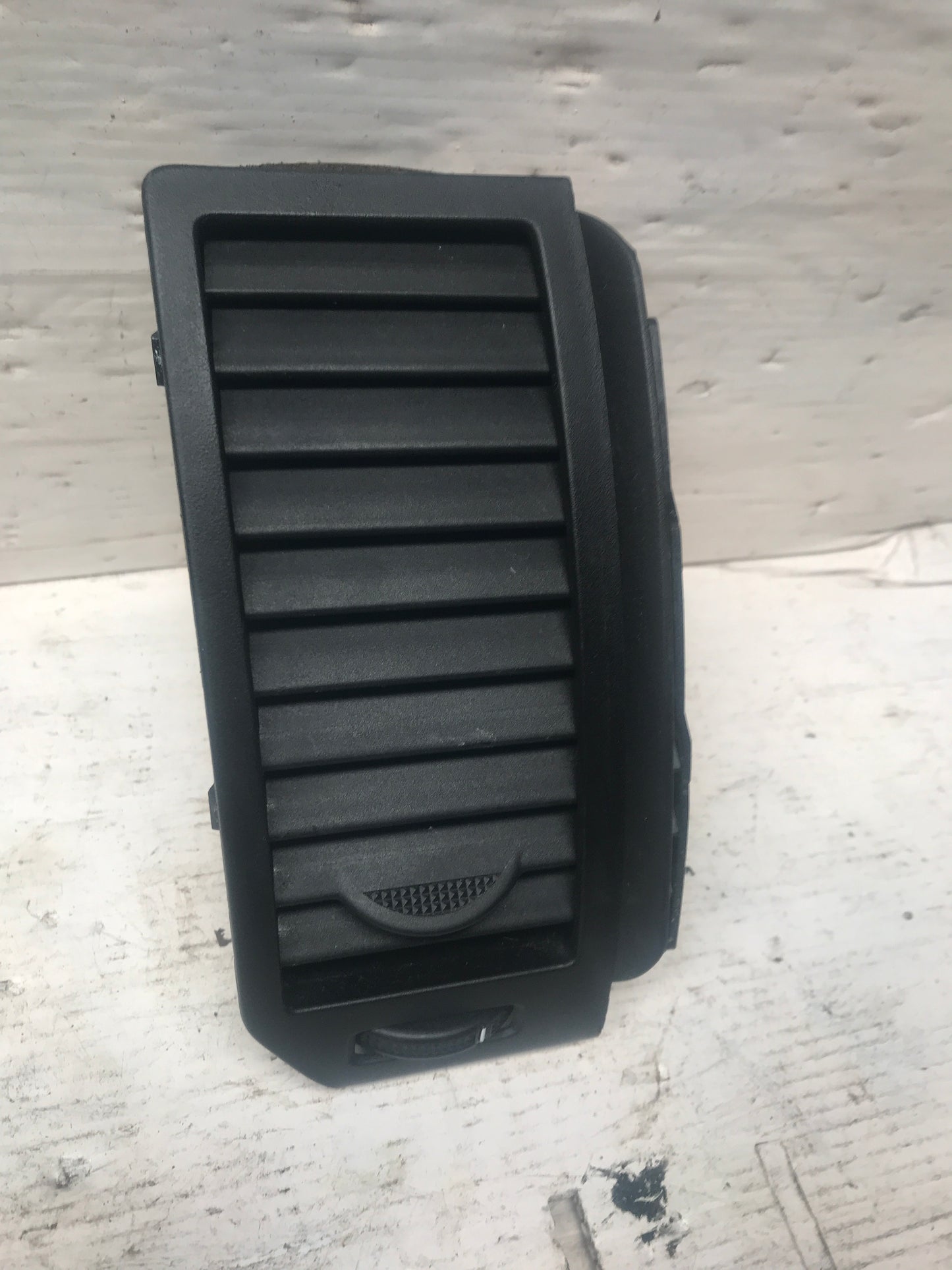 Rejilla Aire Central Nissan B16 2.0