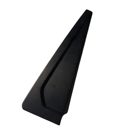 Tapa Triangulo Externo Puerta Trasera Chverolet Aveo
