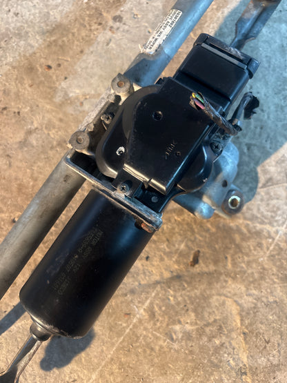 Motor Brazo Limpia Parabrisa Delantero Malibu  2004 2005