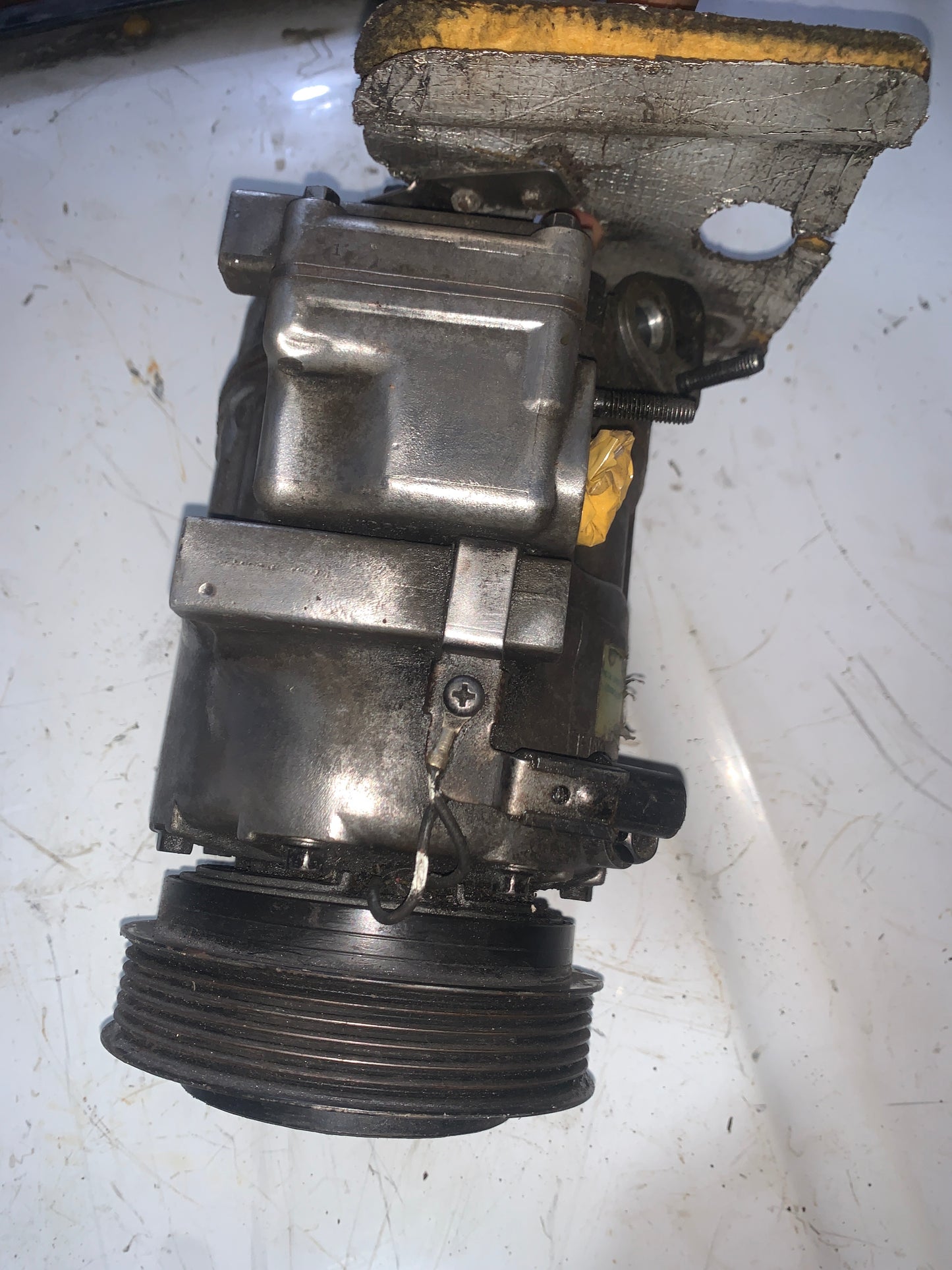 Compresor Hyundai Santa Fe 6 Cilindros 2.7