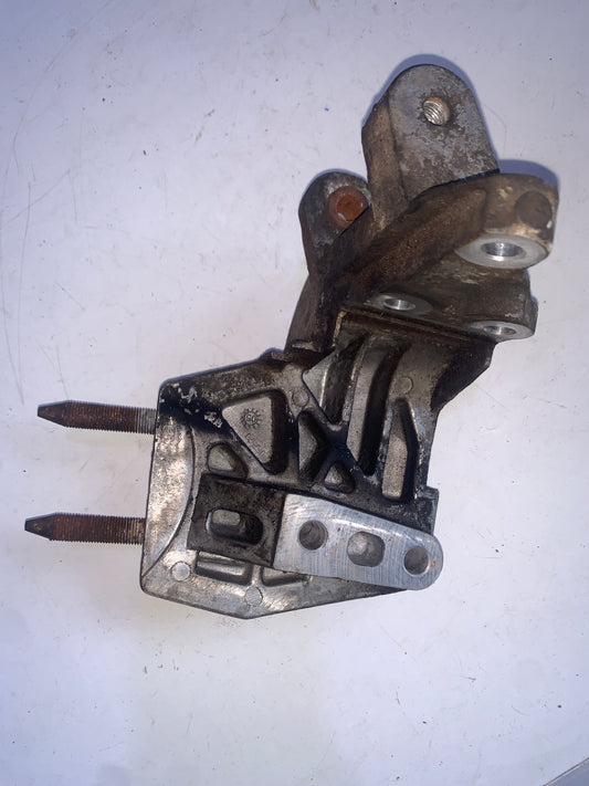 Base Soporte Motor Alternador Honda Civic 2001 2005