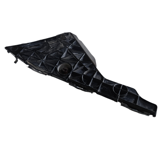 Base Parachoque Delantero Soporte Guia Toyota Yaris Belta