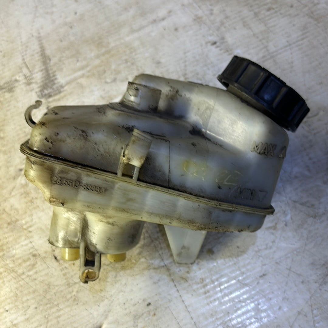 Envase Bomba De Freno Chevrolet Cruze