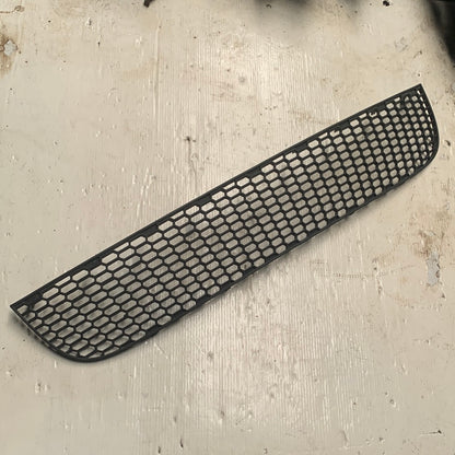 Parrilla Delantera Inferior Paragolpe Grilla Volkswagen Bora