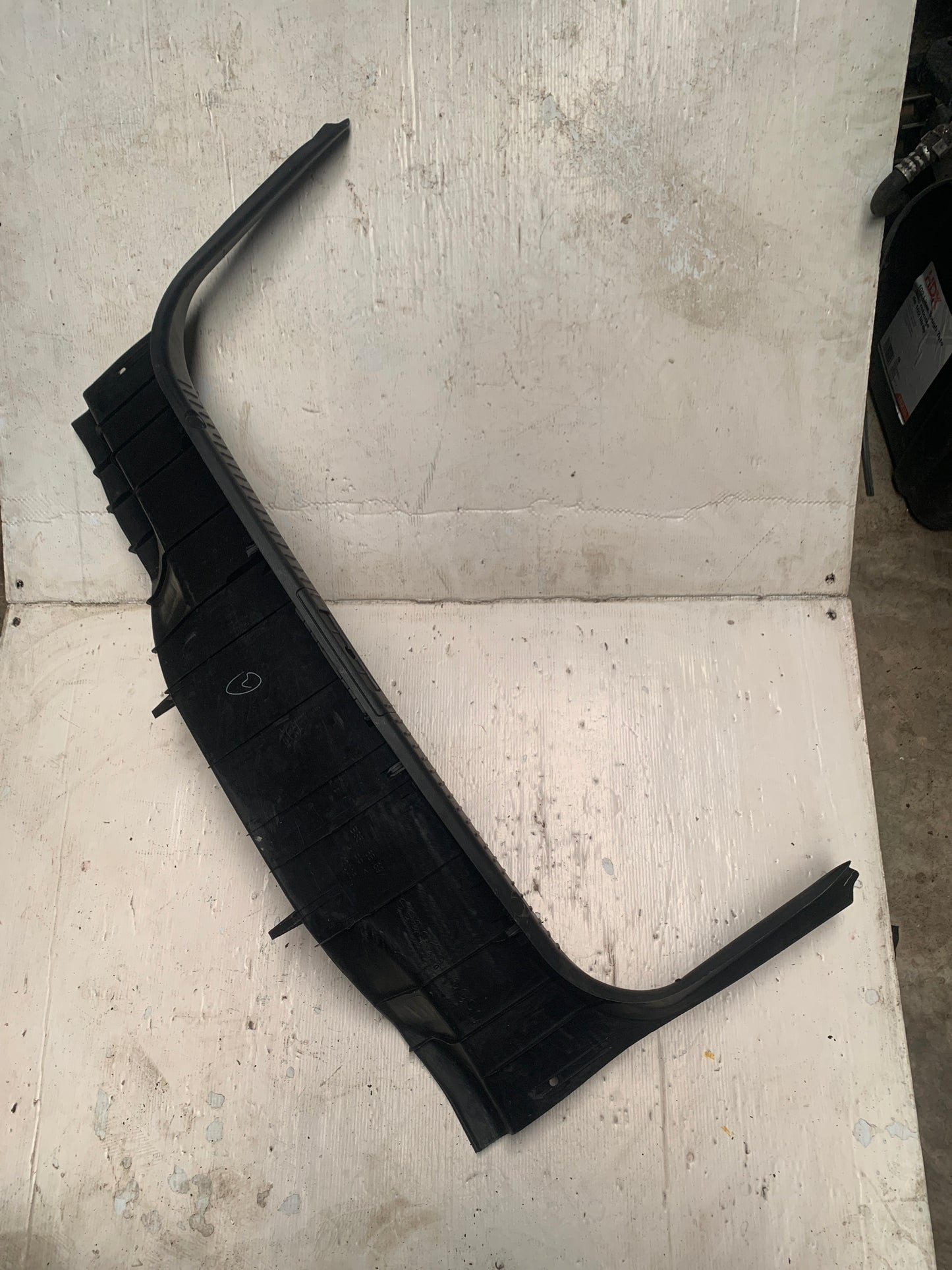 Tapicería Inferior Maleta Mazda3 2005 2010