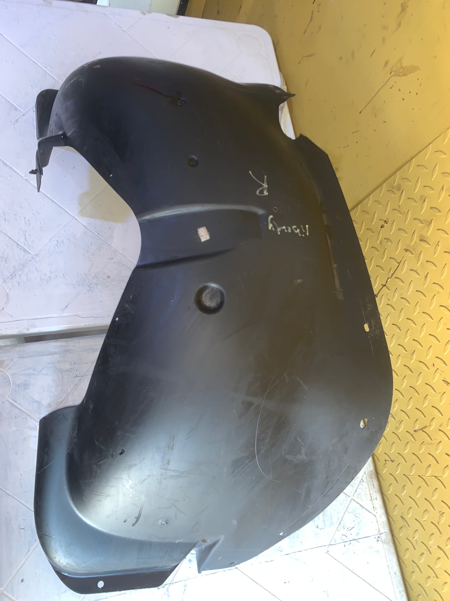 Guardapolvo Jeep Cherokee Liberty KJ 2001 2007