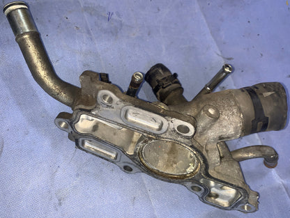Toma De Agua Nissan Sentra B16 2.0