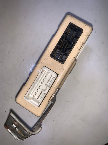 Modulo Antirrobo Control Puertas Apertura Nissan Sentra B15 2001 2006