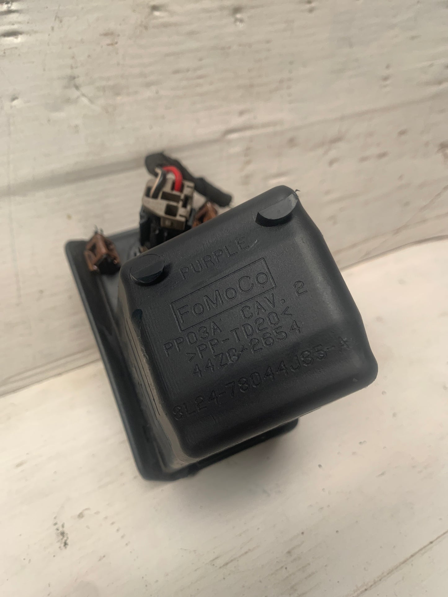 Guanterita Inferior Frontal Ford Eddie Bauer 2006 2010