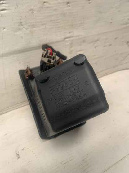 Guanterita Inferior Frontal Ford Eddie Bauer 2006 2010