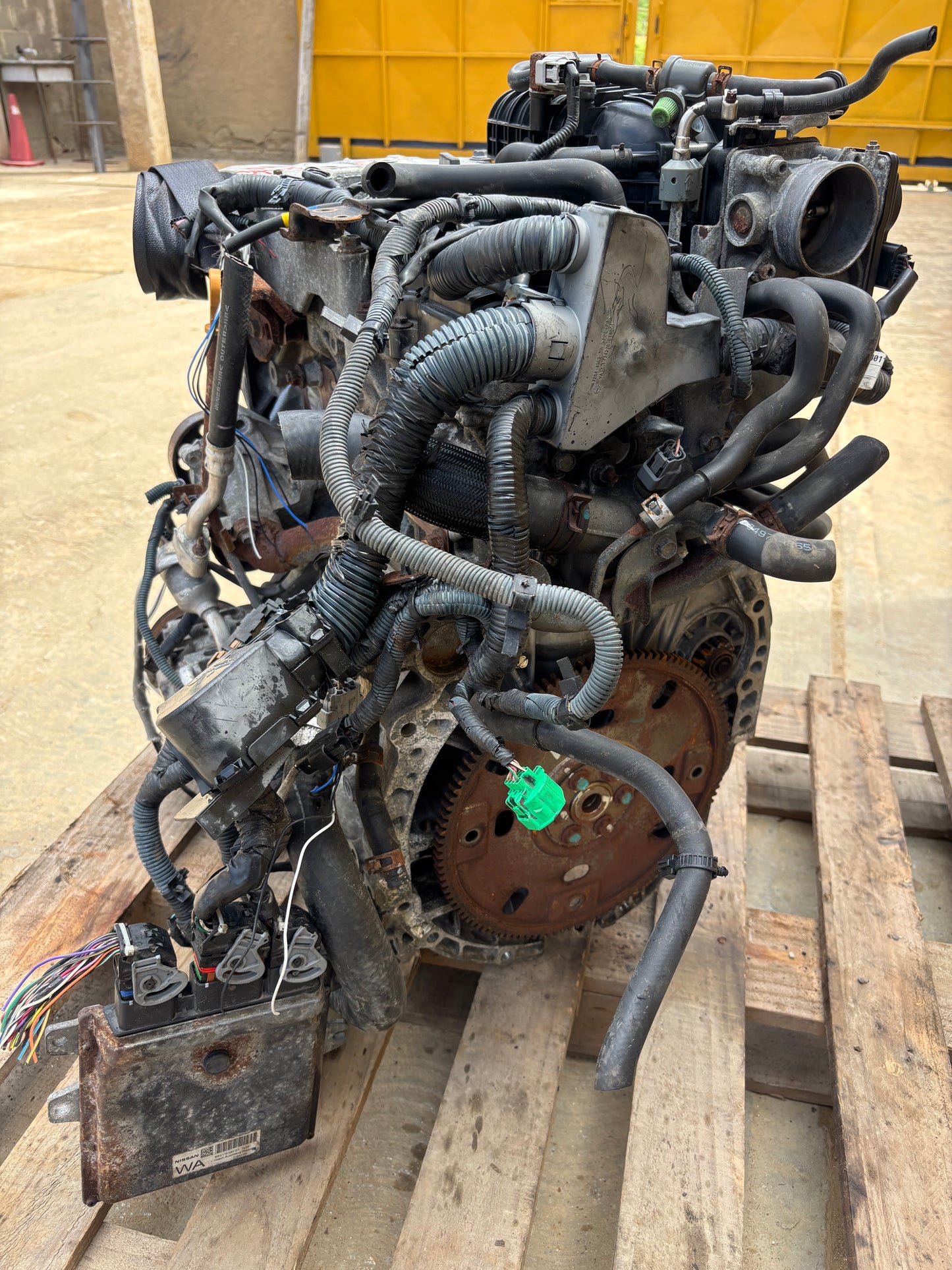 Motor Nissan Sentra B16 2.5L