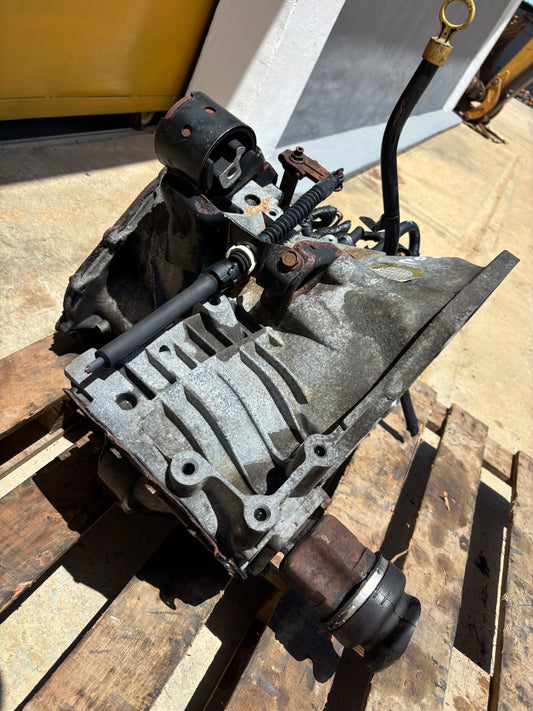 Caja Dodge Neon 2.0L Electrónica 2002 2006