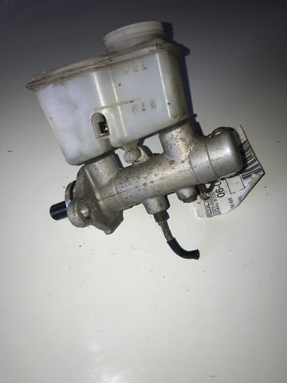 Bomba De Freno Mazda 626