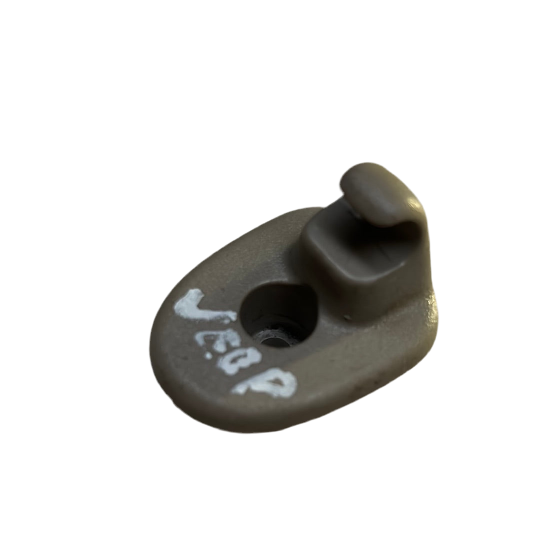 Gancho Tapa Sol Jeep Liberty KJ 2002 2006