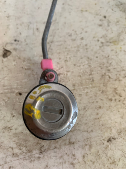 Cilindro Cerradura Maleta Nissan Sentra B14