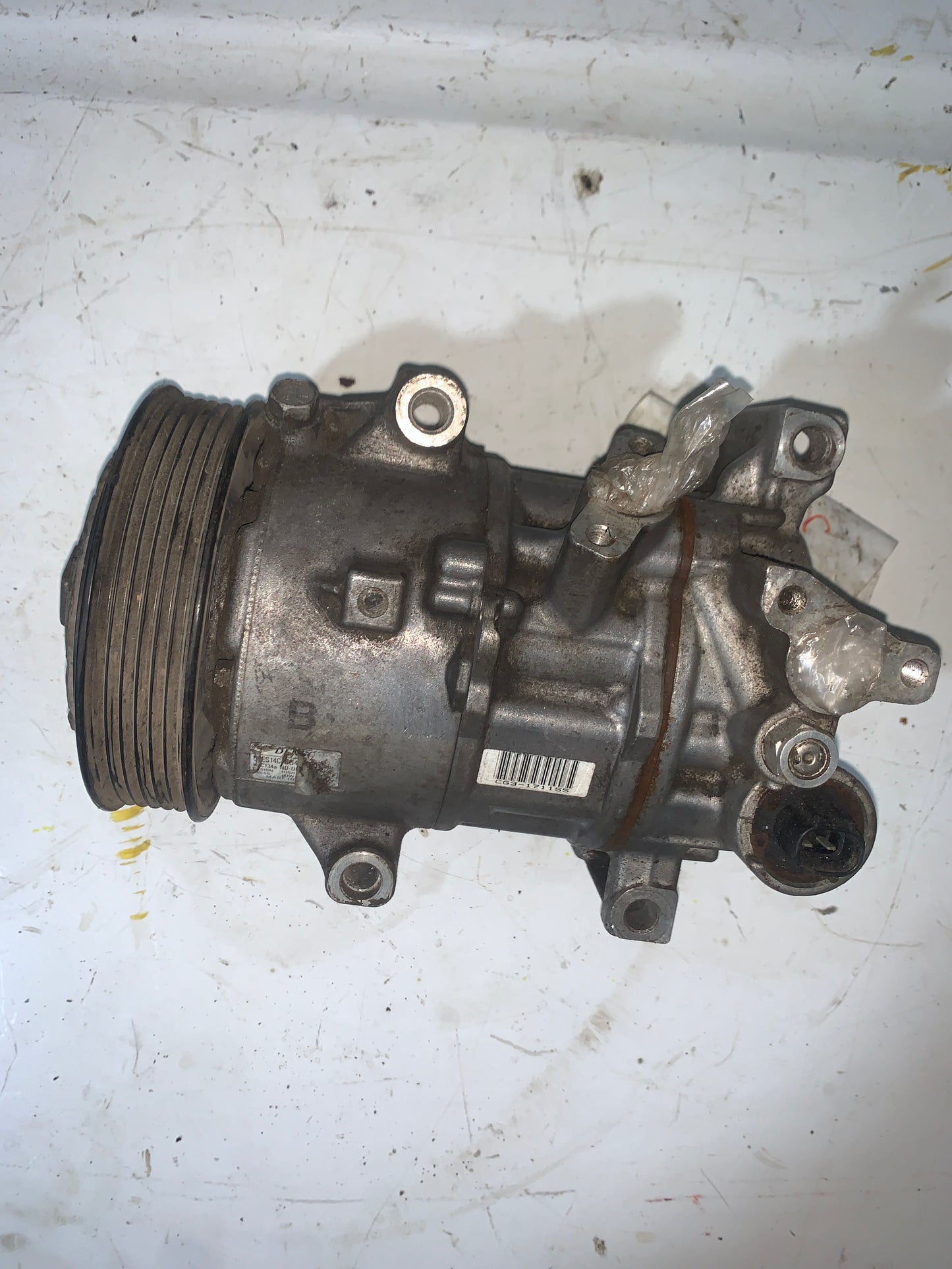Compresor Toyota Corolla 2014-2016 Sin Sensor Original