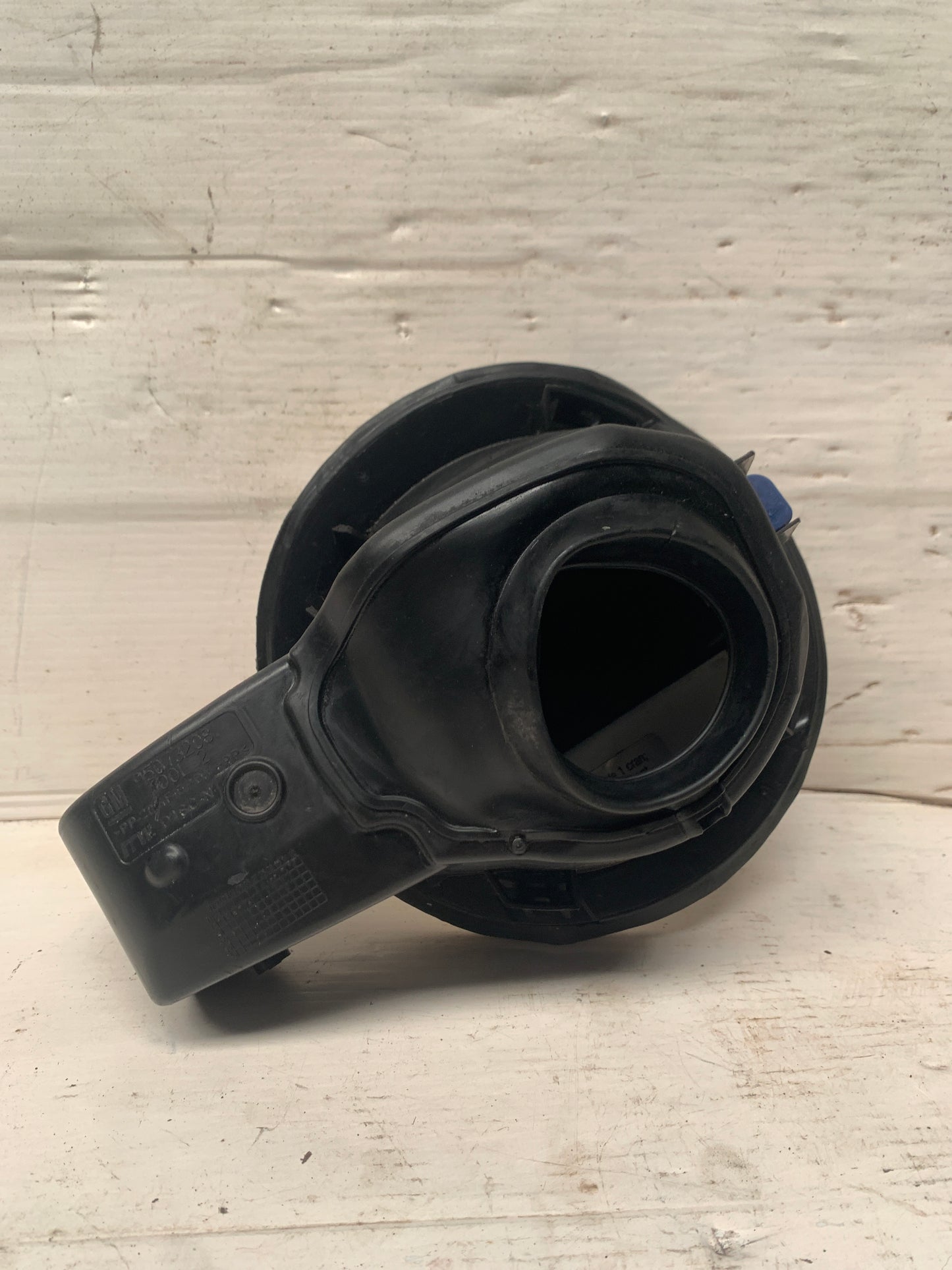 Contrapa De Gasolina Externa Chevrolet Cruze