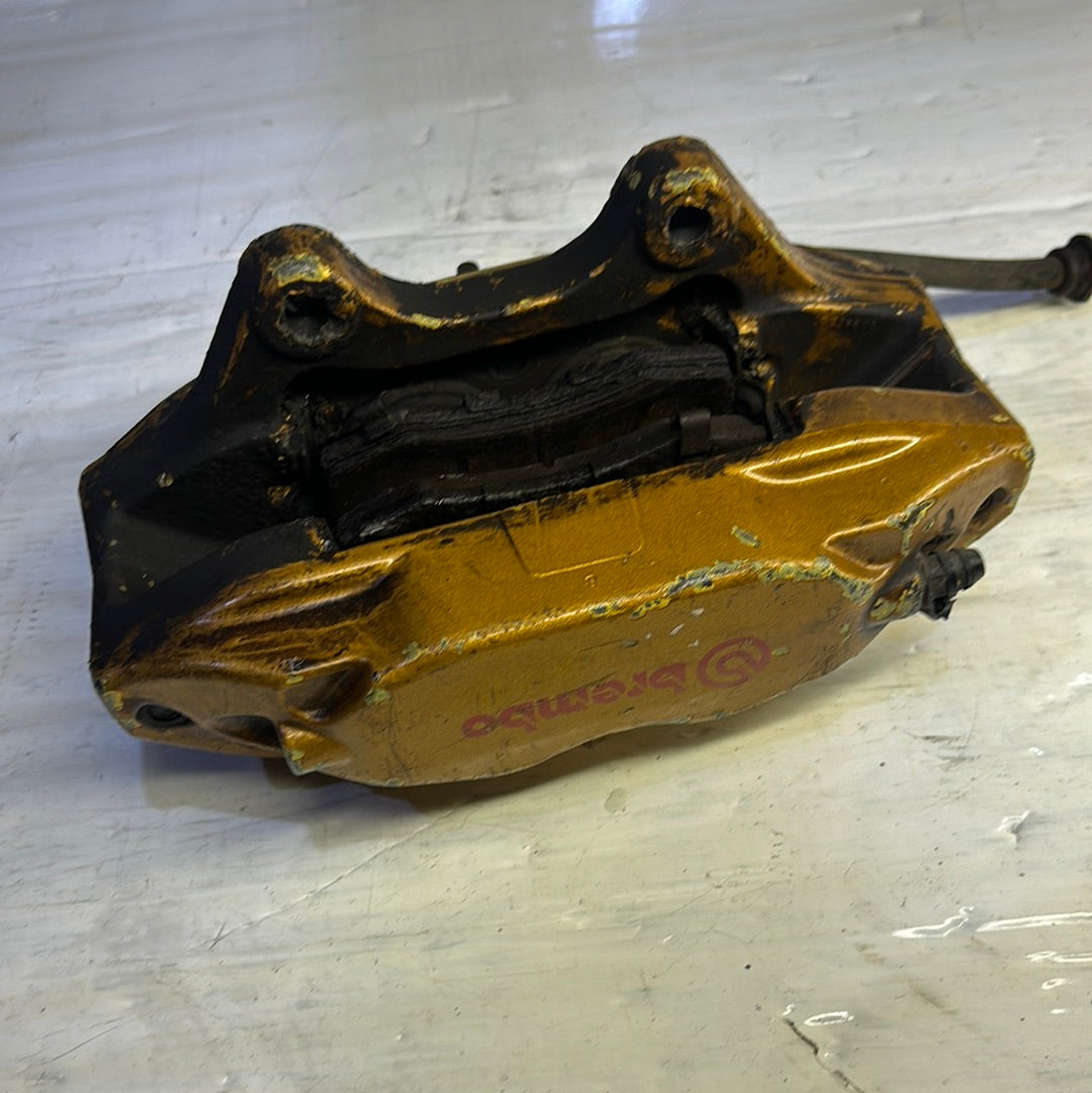 Mordaza Nissan Sentra B15 2001 2007 Brembo