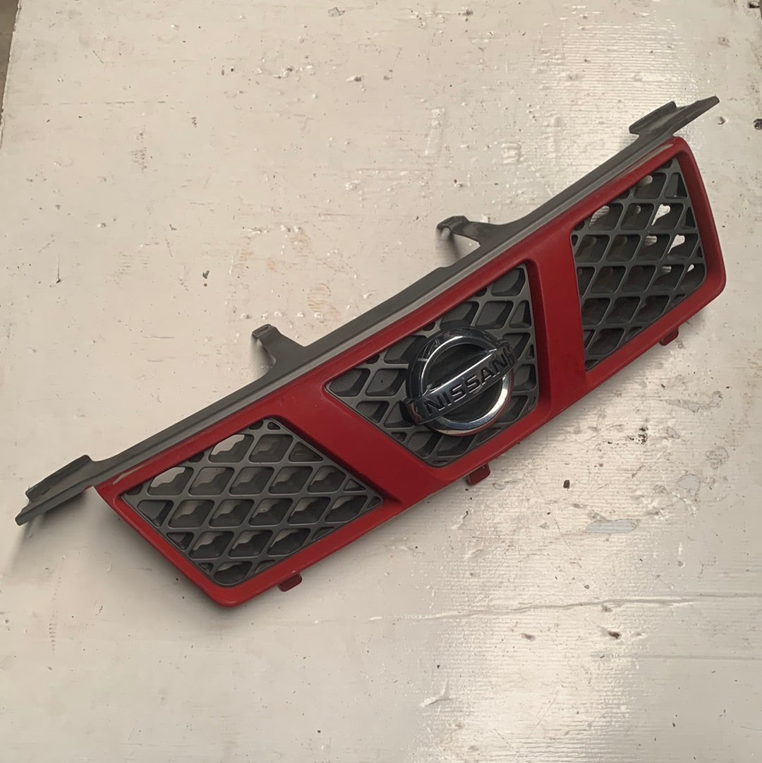 Parrilla Frontal Nissan Xtrail 2002 2007