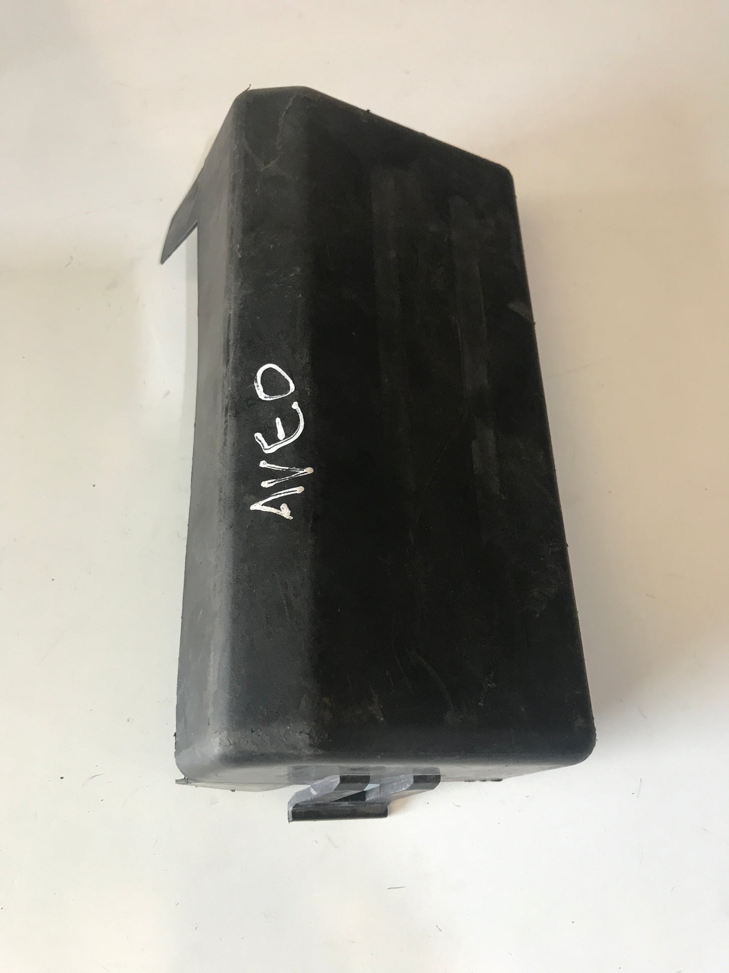 Tapa Fusilera Chevrolet Aveo 2004 2008 1.6